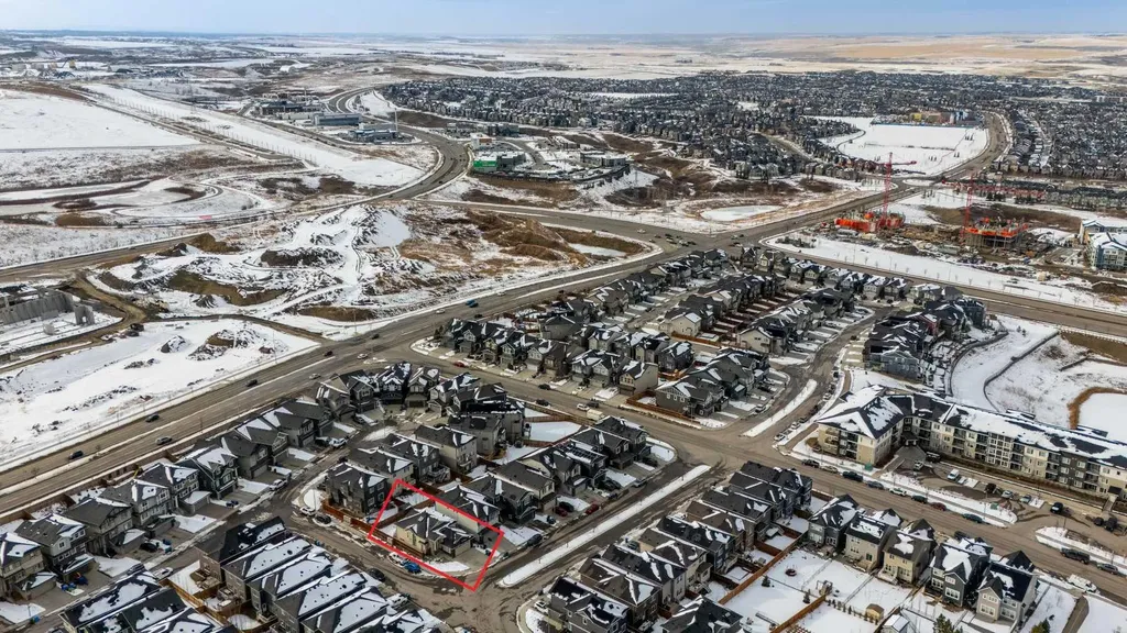35 Sherview Grove NW Calgary AB T3R 0Y4