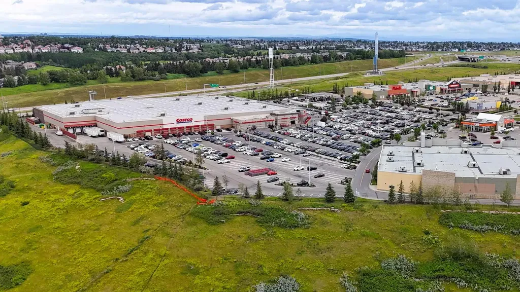 35 Sherview Grove NW Calgary AB T3R 0Y4