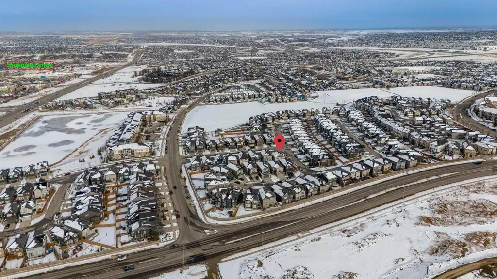 35 Sherview Grove NW Calgary AB T3R 0Y4