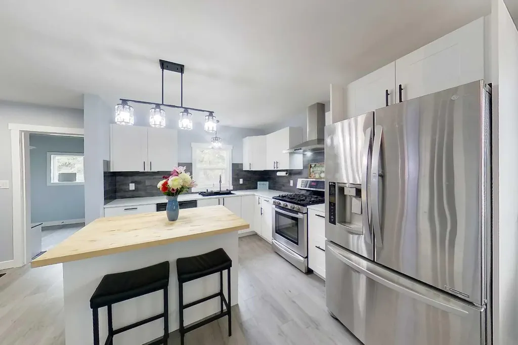 73507 Range Road 80 Canyon Creek AB T0G2A4