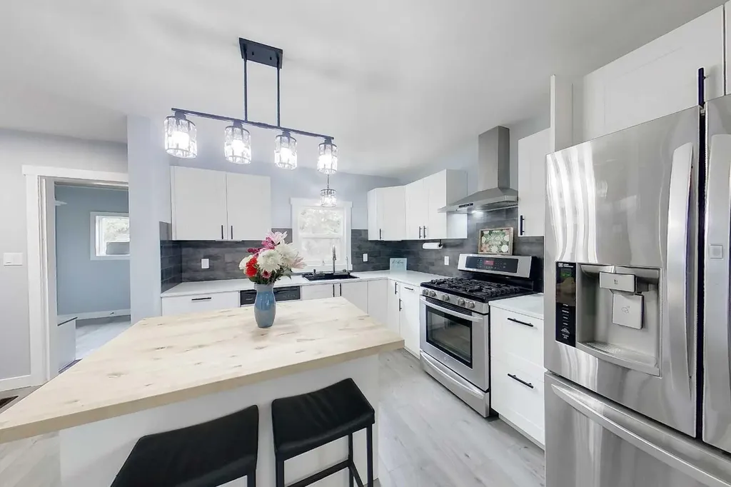 73507 Range Road 80 Canyon Creek AB T0G2A4
