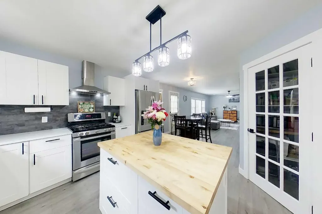 73507 Range Road 80 Canyon Creek AB T0G2A4