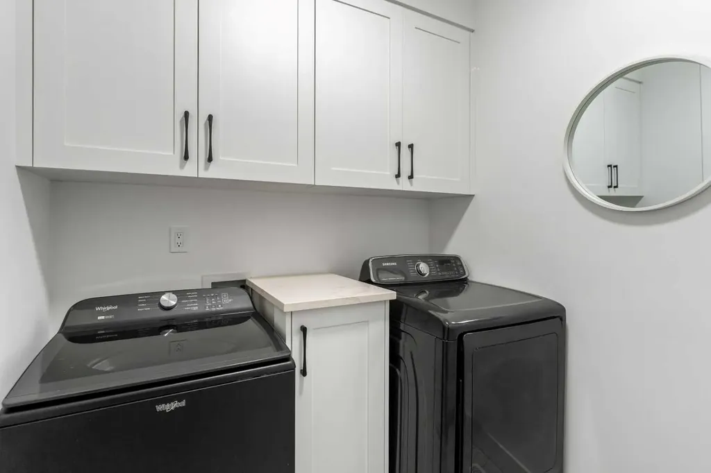 2824 30 Street SW Calgary AB T3E 2M5