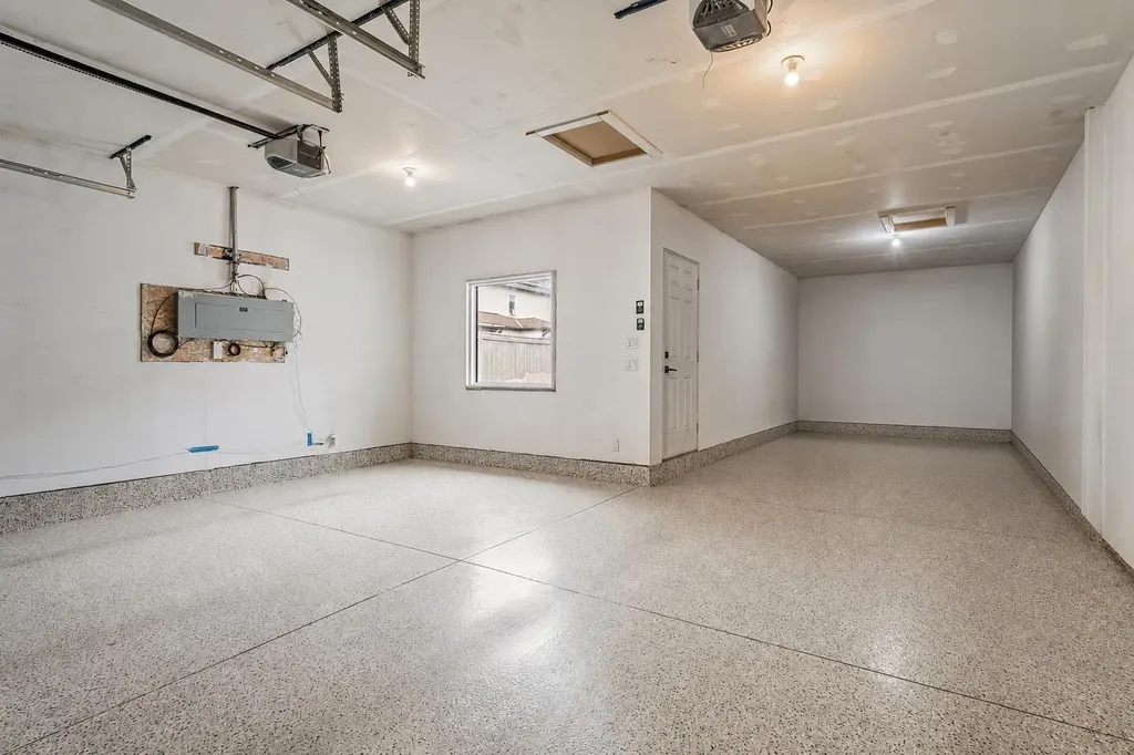 2824 30 Street SW Calgary AB T3E 2M5