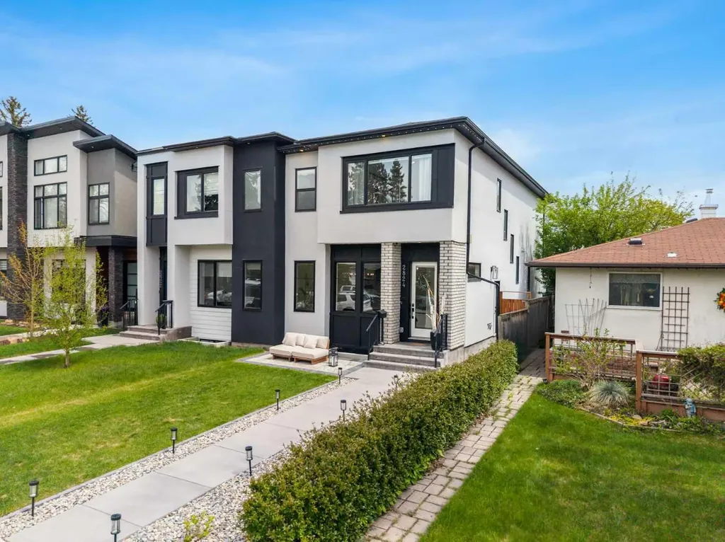 2824 30 Street SW Calgary AB T3E 2M5