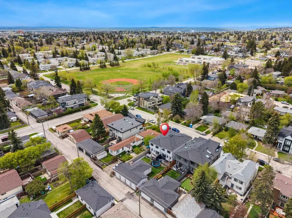 2824 30 Street SW Calgary AB T3E 2M5