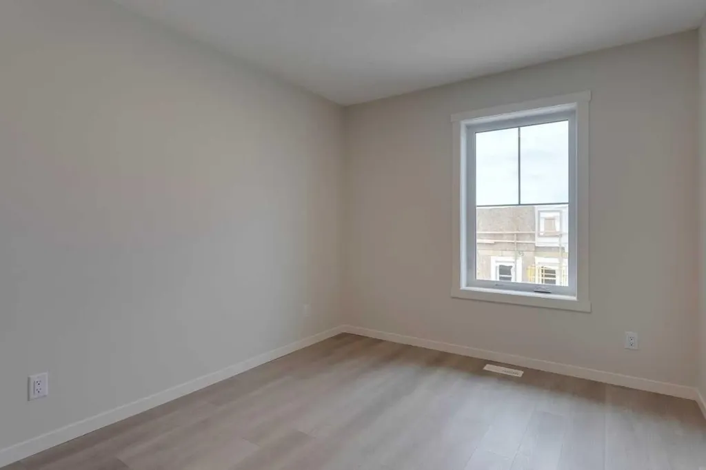40 Livingston Parade NE Calgary AB T4B3P6