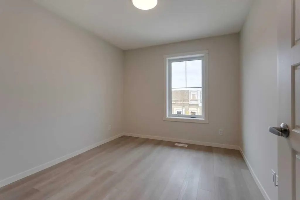 40 Livingston Parade NE Calgary AB T4B3P6