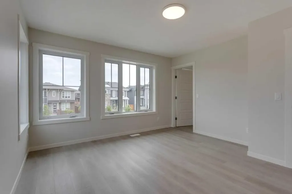 40 Livingston Parade NE Calgary AB T4B3P6