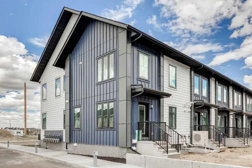 40 Livingston Parade NE Calgary AB T4B3P6