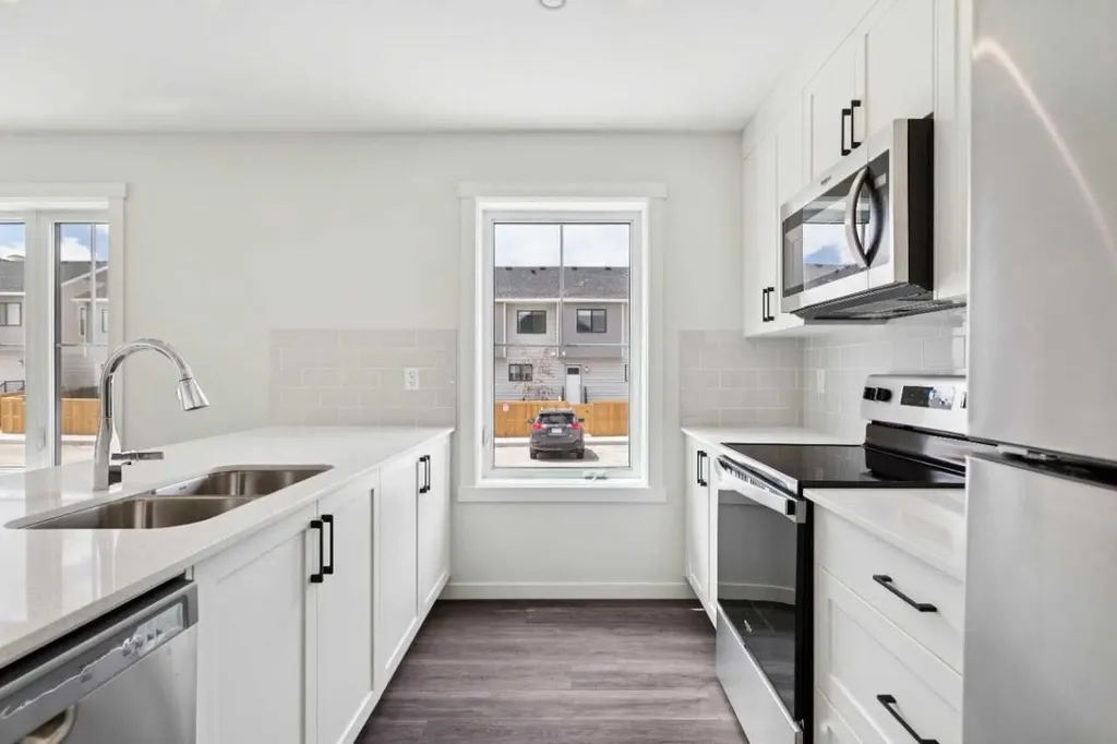 40 Livingston Parade NE Calgary AB T4B3P6