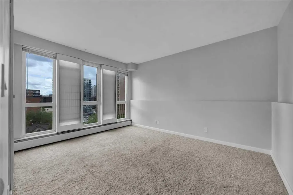 706 15 Avenue SW Calgary AB T2R 0R7