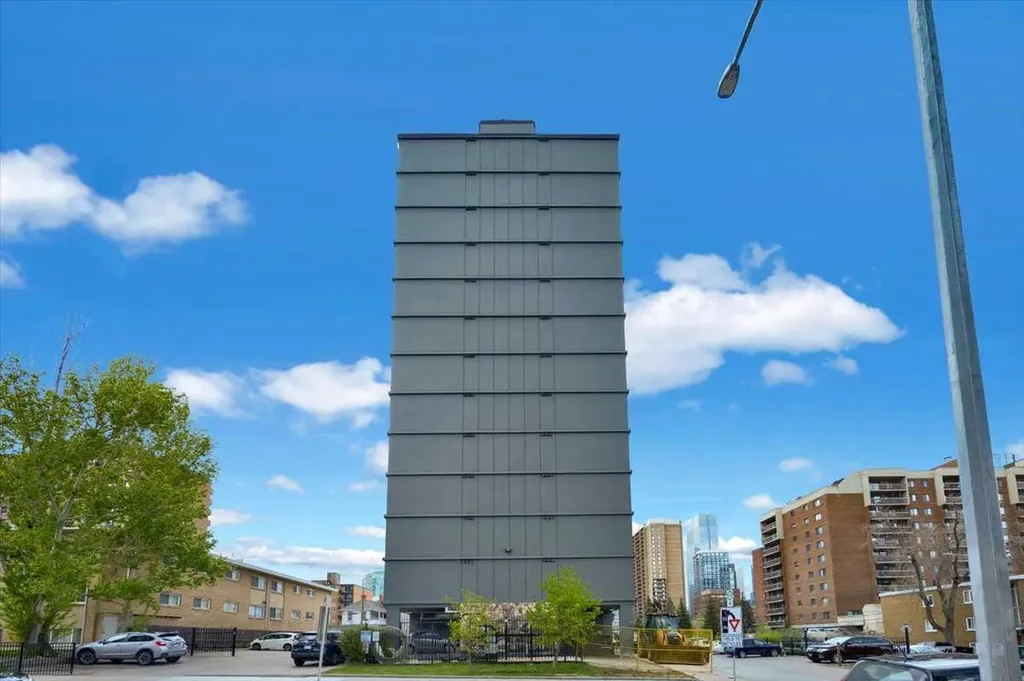 706 15 Avenue SW Calgary AB T2R 0R7