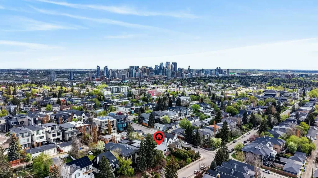 2006 30 Avenue SW Calgary AB T2T 1R2