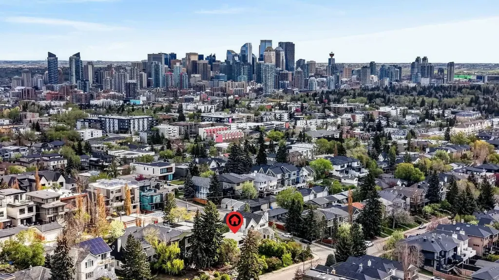 2006 30 Avenue SW Calgary AB T2T 1R2