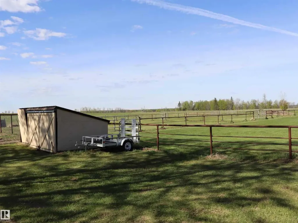 622036 Range Road 63 Rural Woodlands County AB T7N 1C6