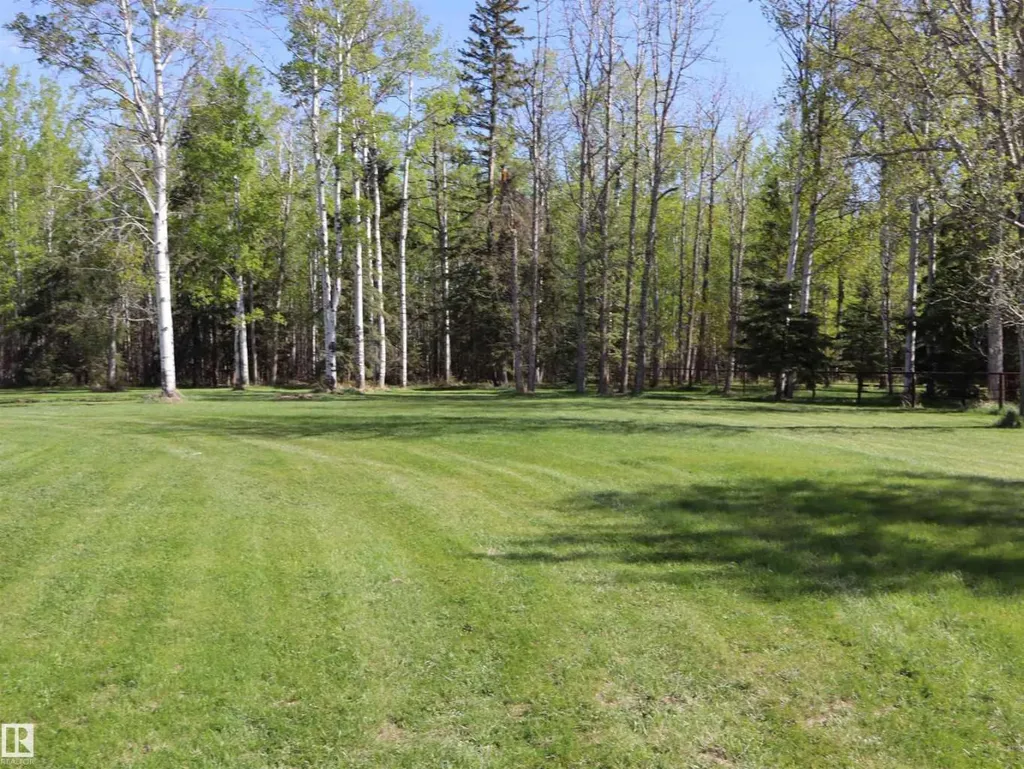 622036 Range Road 63 Rural Woodlands County AB T7N 1C6