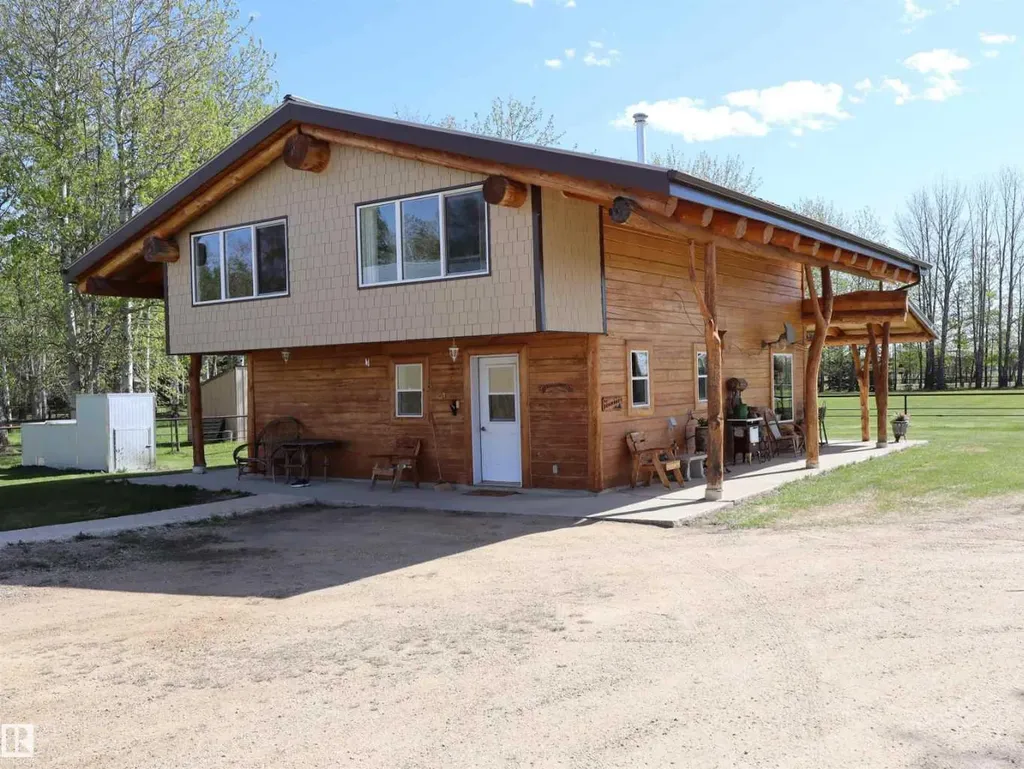 622036 Range Road 63 Rural Woodlands County AB T7N 1C6