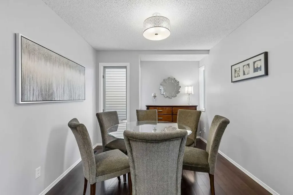 244 Scurfield Place NW Calgary AB T3L1T5