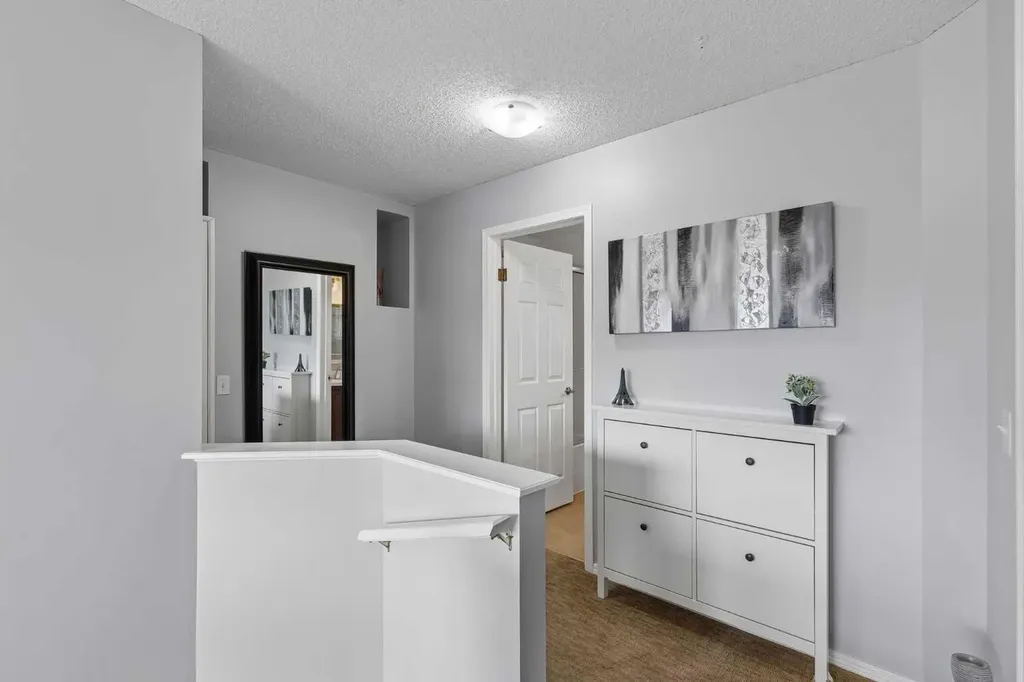 244 Scurfield Place NW Calgary AB T3L1T5