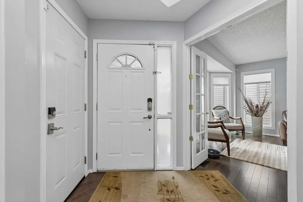 244 Scurfield Place NW Calgary AB T3L1T5