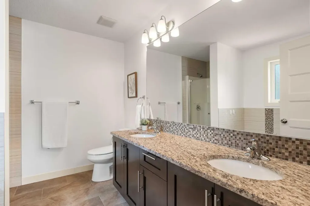 6110 Bowness Road NW Calgary AB T3B0E1