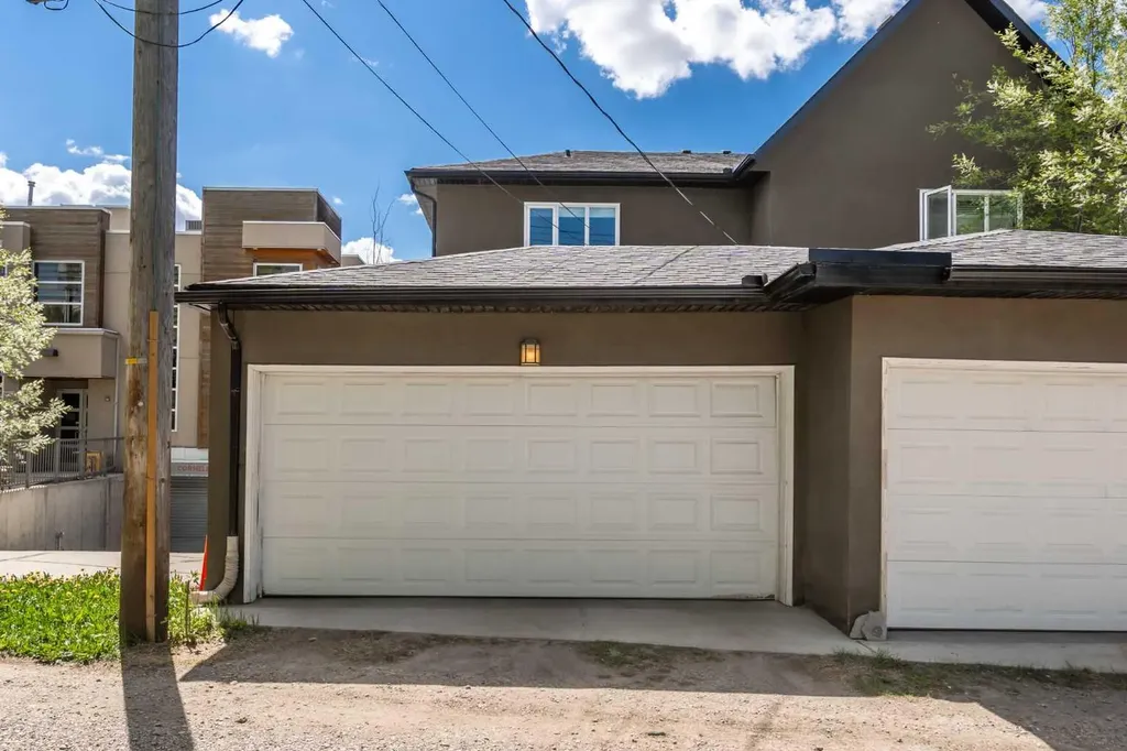 6110 Bowness Road NW Calgary AB T3B0E1