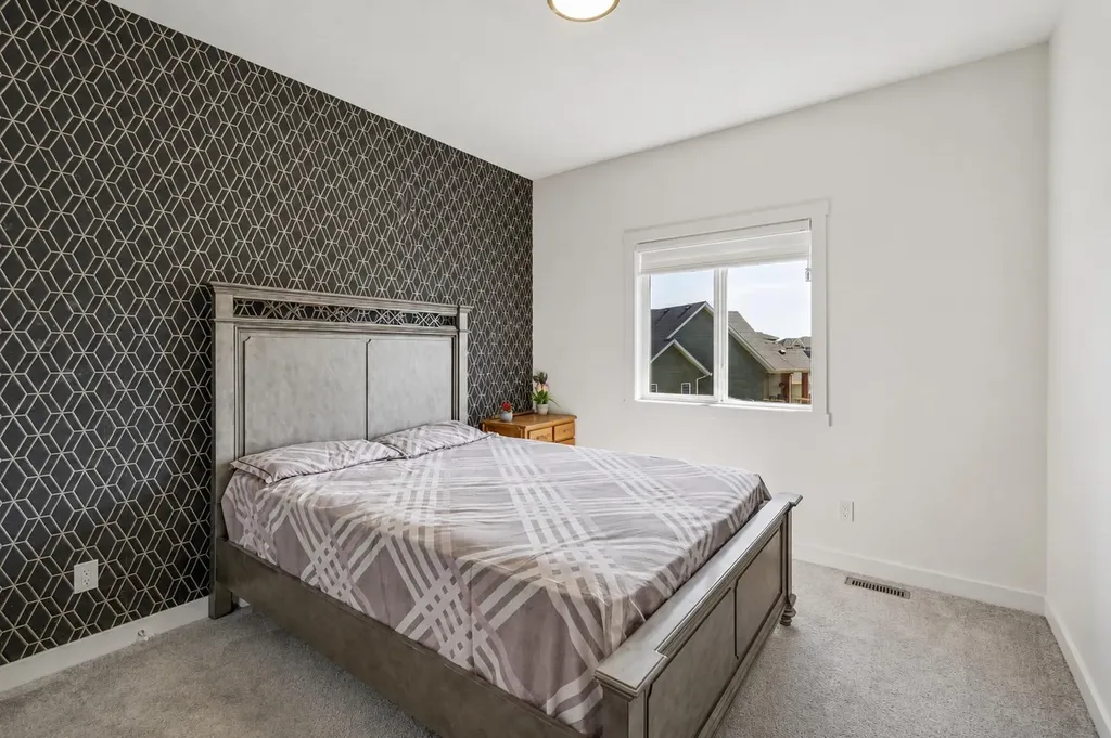 1228 Bayside Drive SW Airdrie AB T4B 5E8