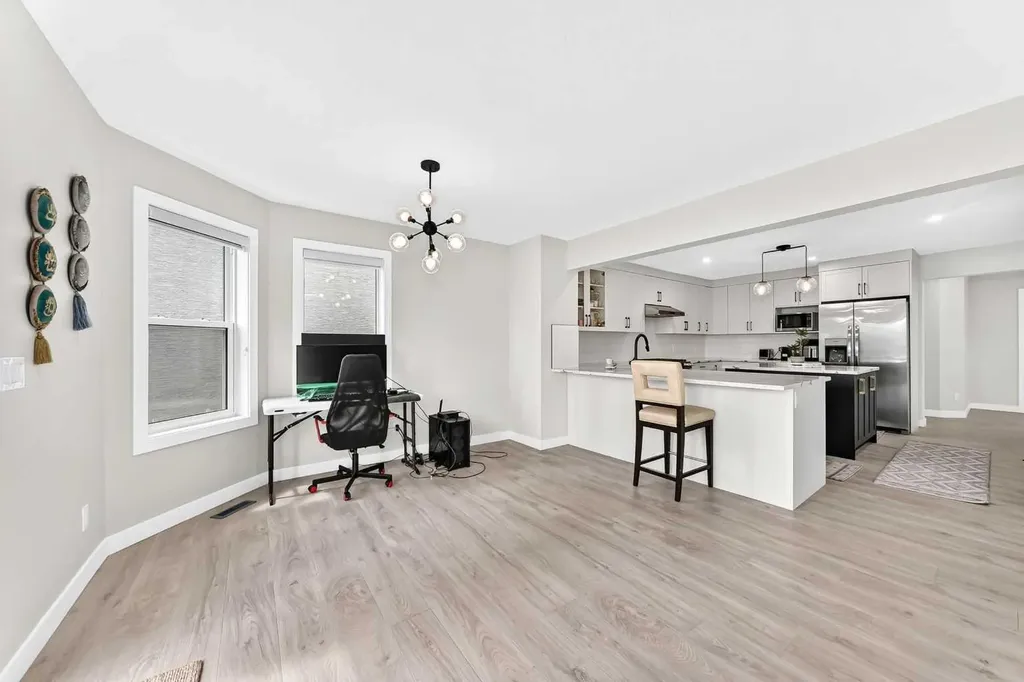 184 Panorama Hills Manor NW Calgary AB T3K5L2