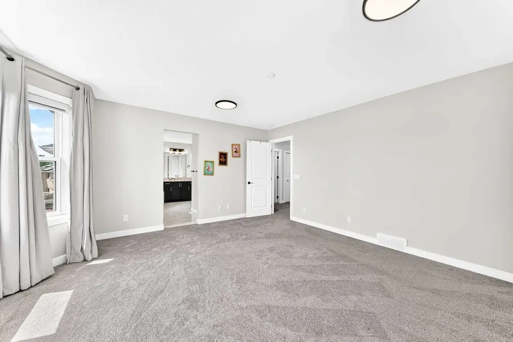 184 Panorama Hills Manor NW Calgary AB T3K5L2