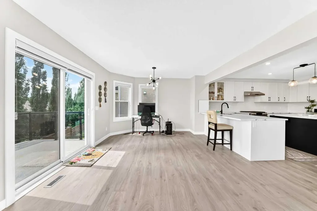 184 Panorama Hills Manor NW Calgary AB T3K5L2