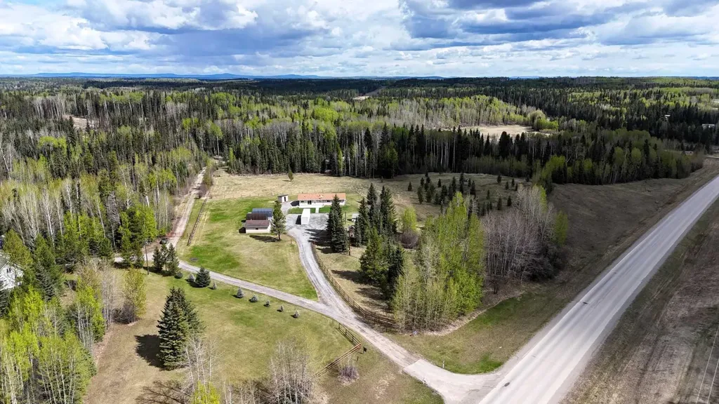 52008B Highway 47 Rural Yellowhead County AB T7E 3B9