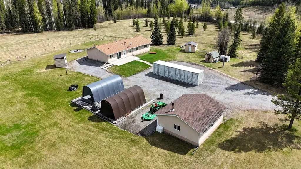 52008B Highway 47 Rural Yellowhead County AB T7E 3B9