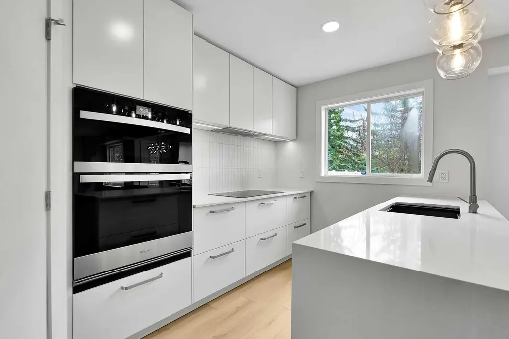 163 Citadel Park NW Calgary AB T3G3Y2