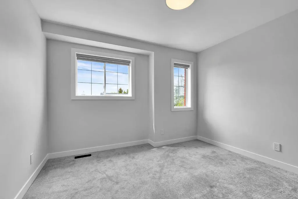 163 Citadel Park NW Calgary AB T3G3Y2