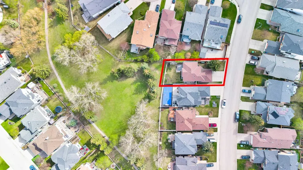 163 Citadel Park NW Calgary AB T3G3Y2