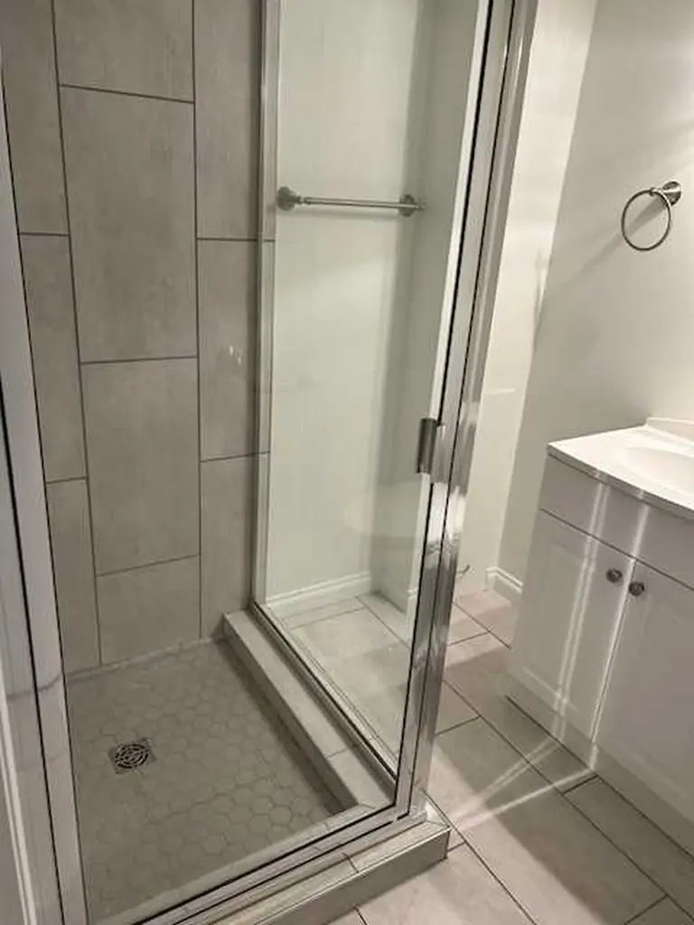 2275 Flanders Avenue SW Calgary AB T2T 5K9
