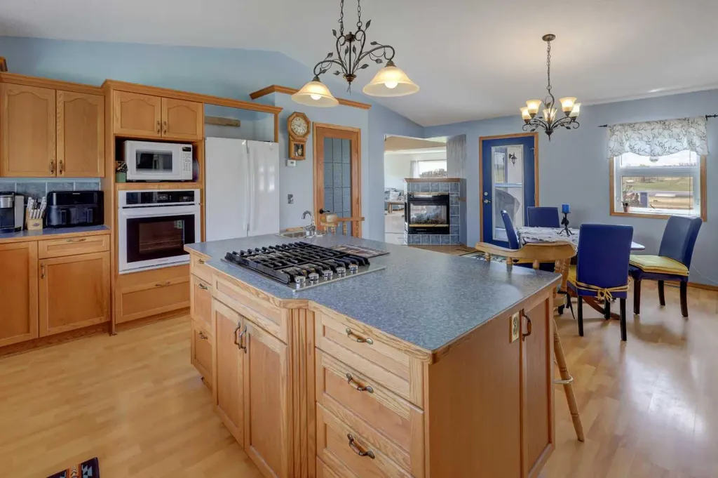 35190 Township Road 275 Rural Rocky View County AB T4C 1A1