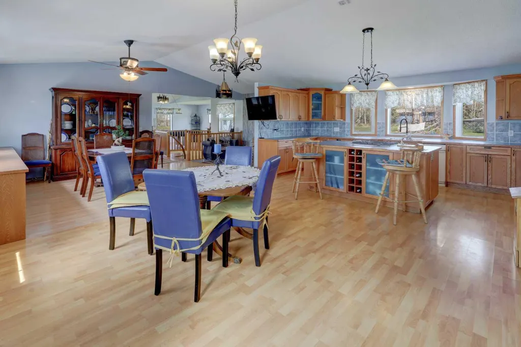 35190 Township Road 275 Rural Rocky View County AB T4C 1A1
