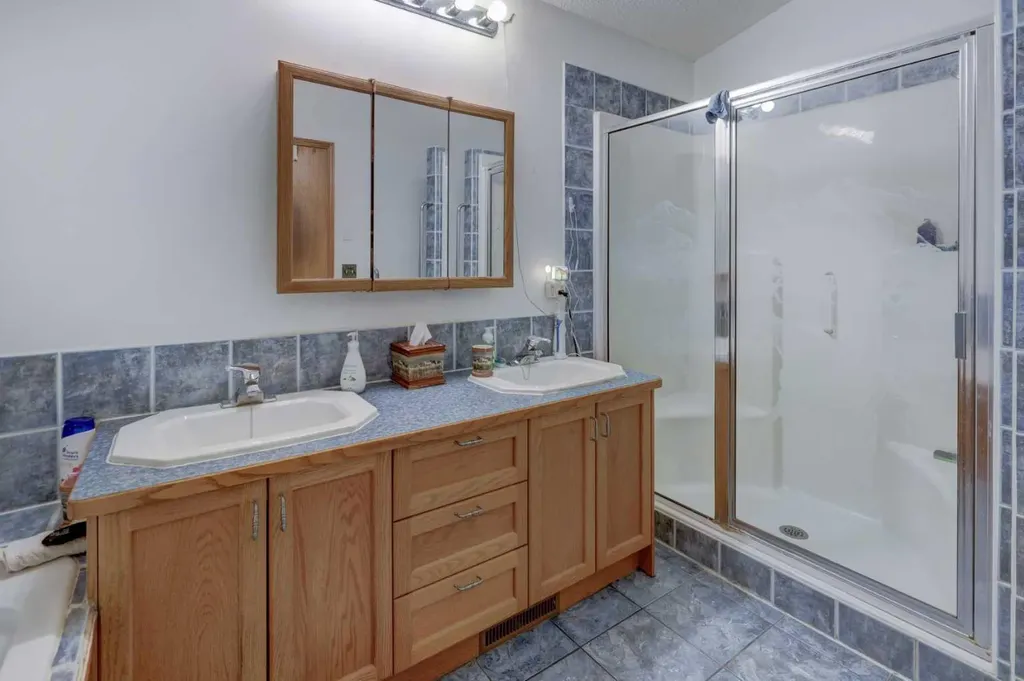 35190 Township Road 275 Rural Rocky View County AB T4C 1A1