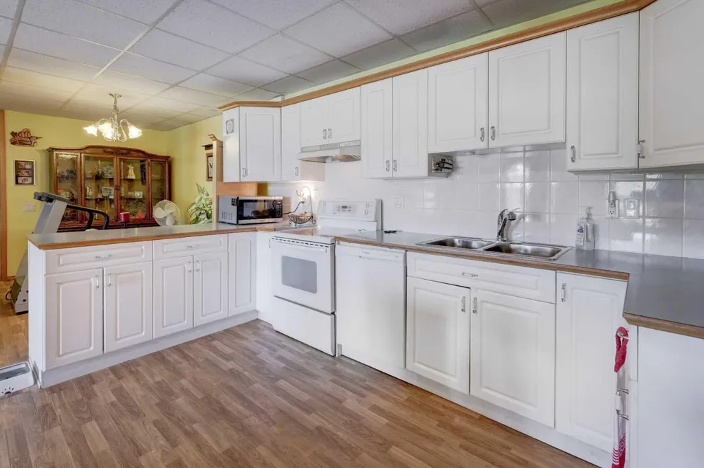 35190 Township Road 275 Rural Rocky View County AB T4C 1A1
