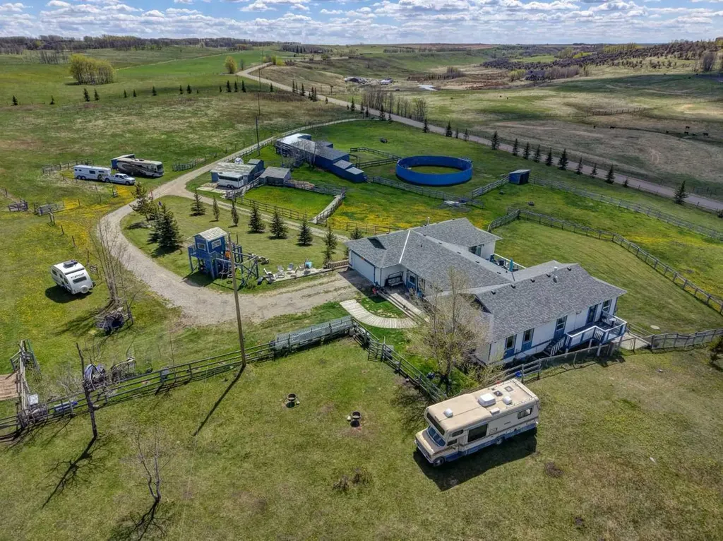 35190 Township Road 275 Rural Rocky View County AB T4C 1A1