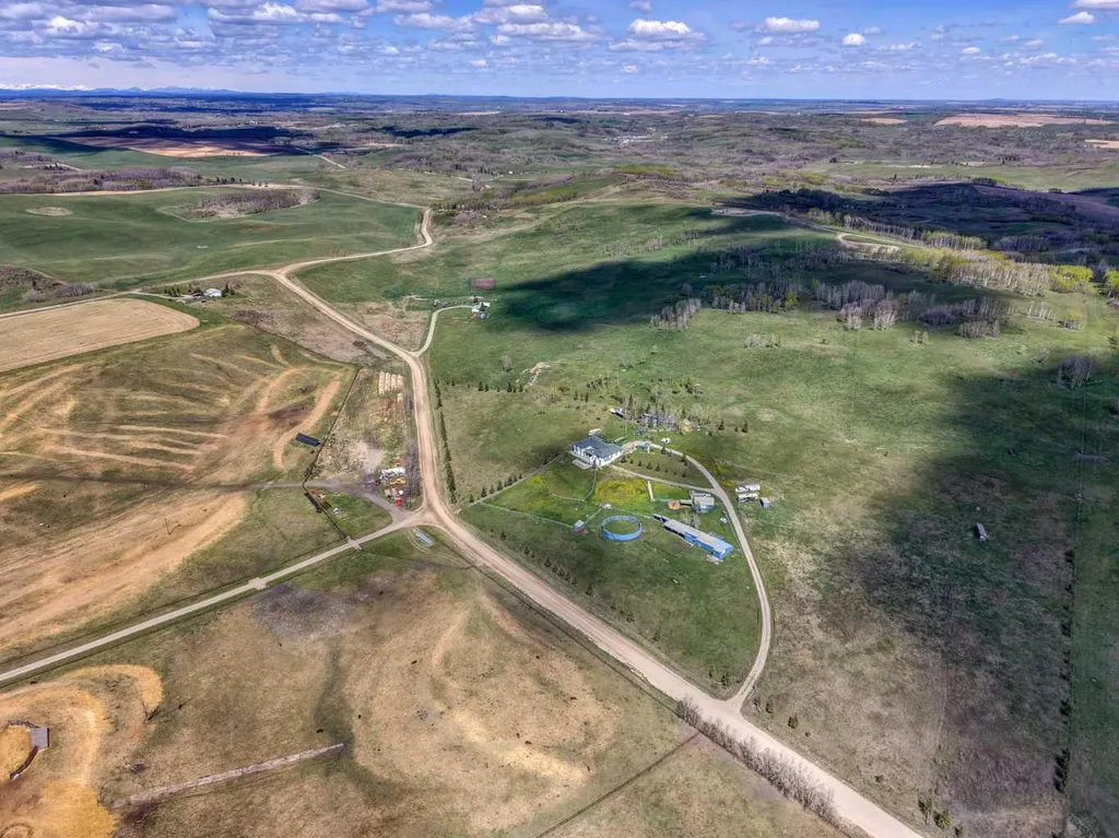 35190 Township Road 275 Rural Rocky View County AB T4C 1A1