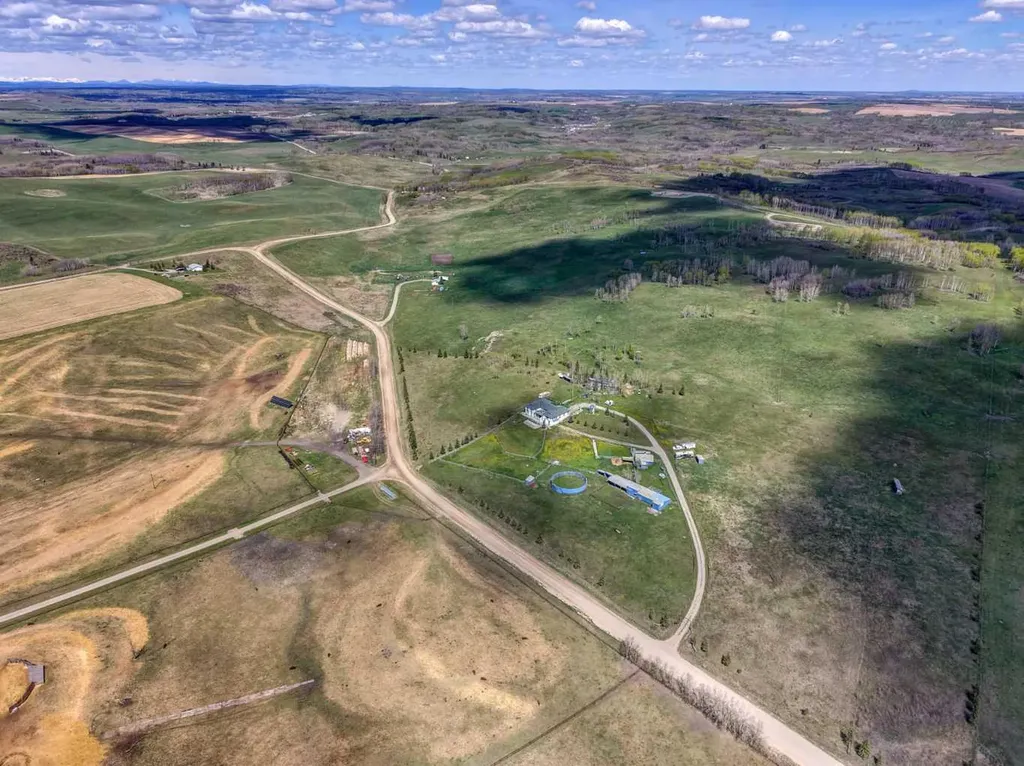 35190 Township Road 275 Rural Rocky View County AB T4C 1A1