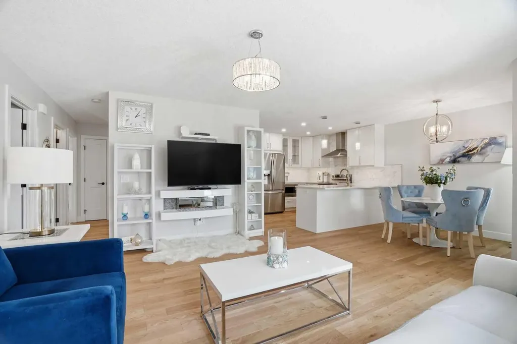 44 Vandoos Gardens NW Calgary AB T3A 4W4