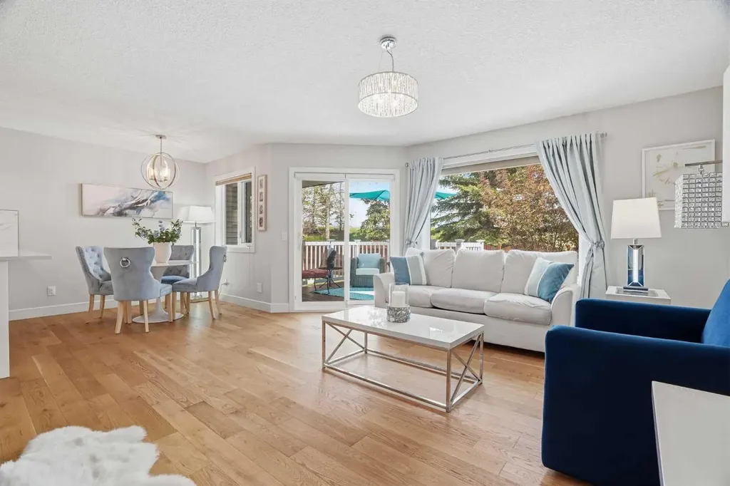 44 Vandoos Gardens NW Calgary AB T3A 4W4