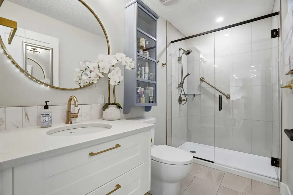 44 Vandoos Gardens NW Calgary AB T3A 4W4