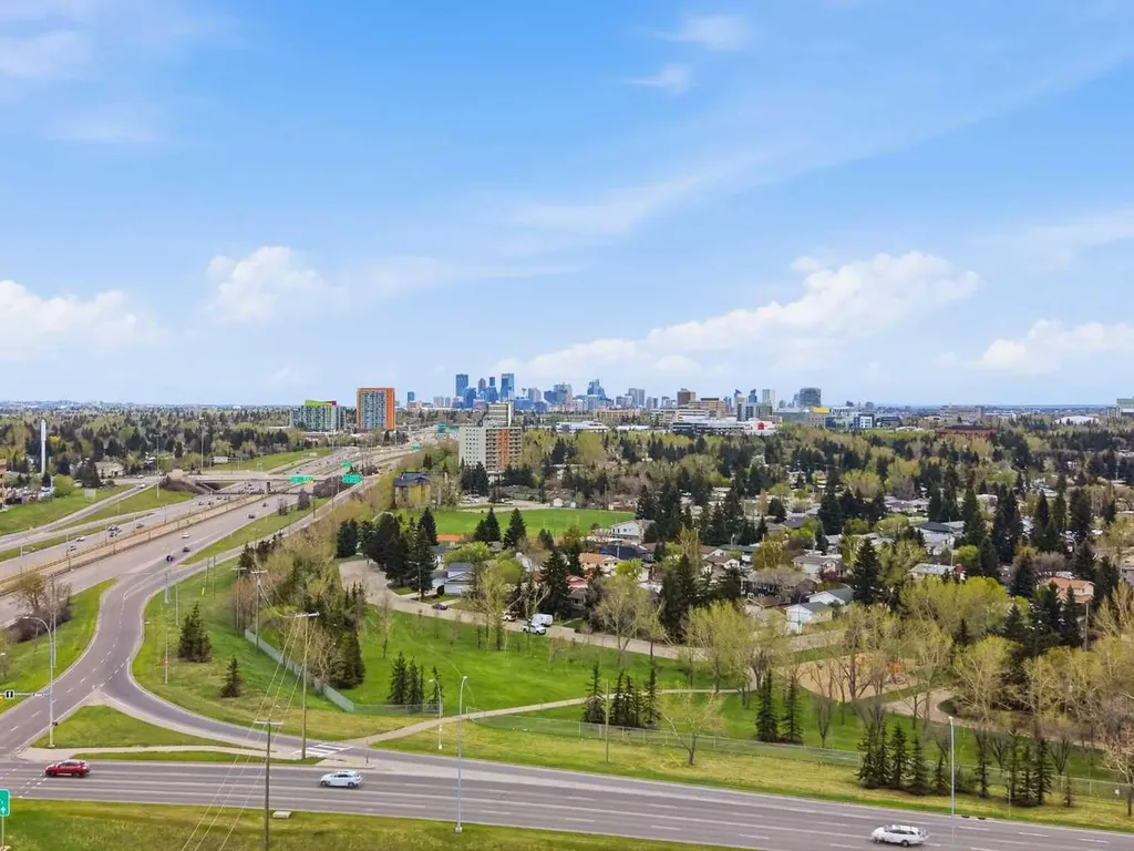 44 Vandoos Gardens NW Calgary AB T3A 4W4