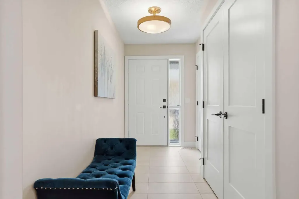 44 Vandoos Gardens NW Calgary AB T3A 4W4