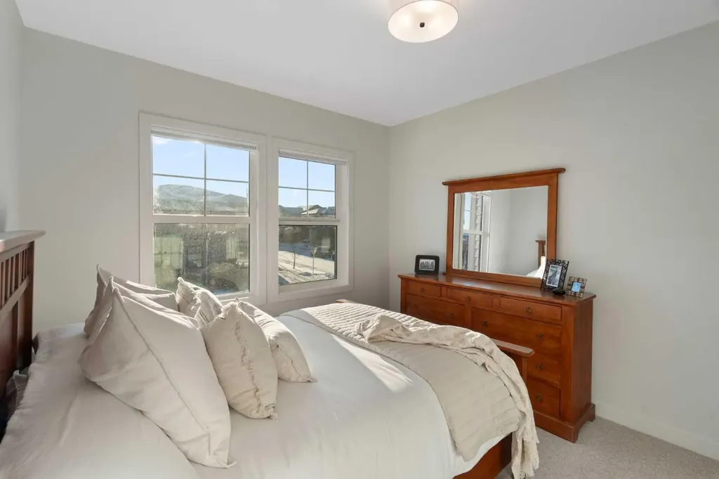 26 Bluerock Avenue SW Calgary AB T2Y 0R6